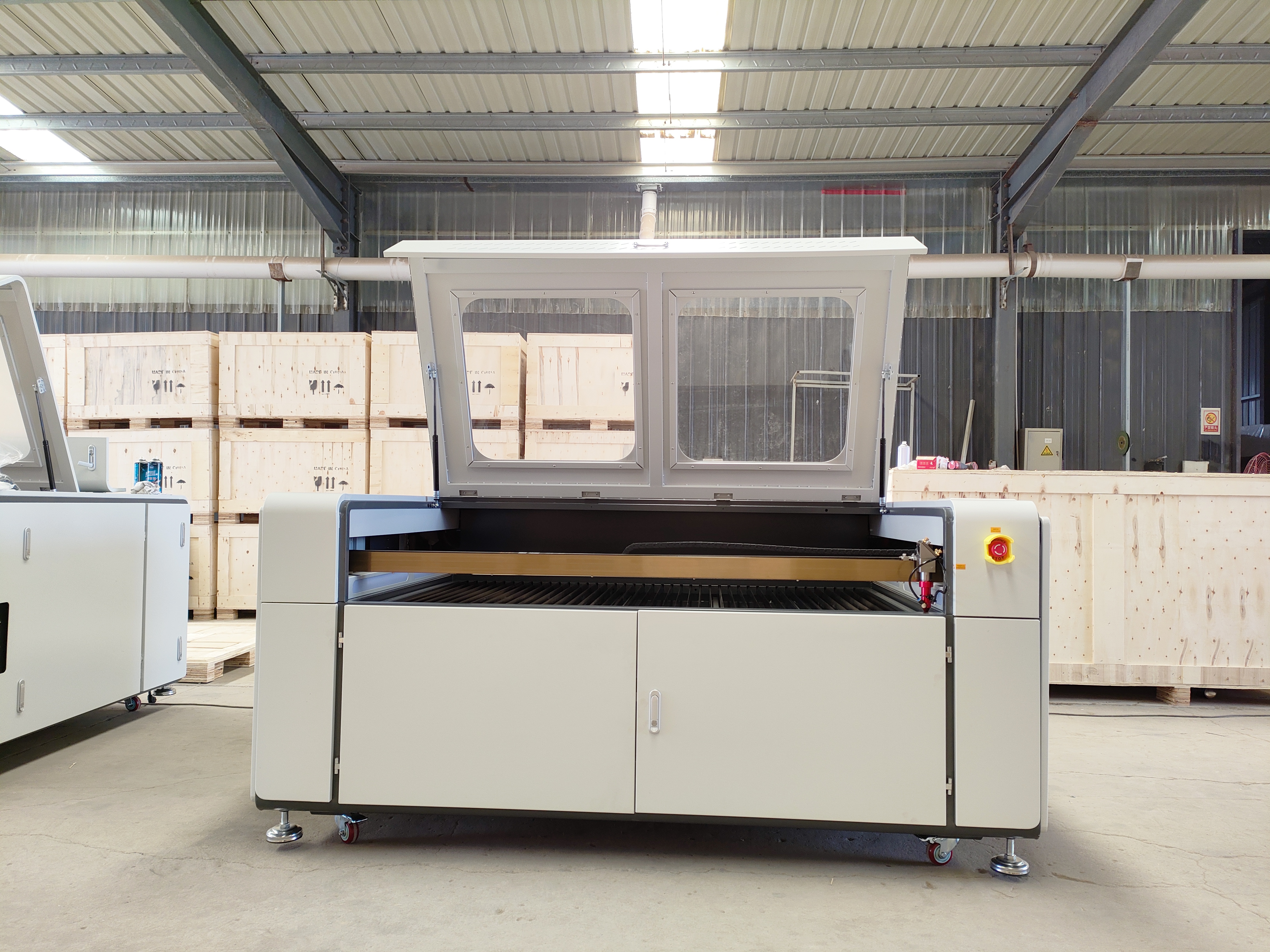Industrial Acrylic Laser Cutter - Factory 9013 Wood Laser Cutting Machine