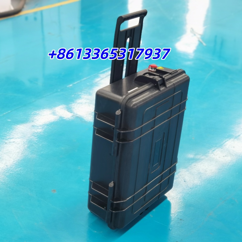 Suitcase Portable 100w 200w 30 - огляд і ціна Portable Laser Rust Removal